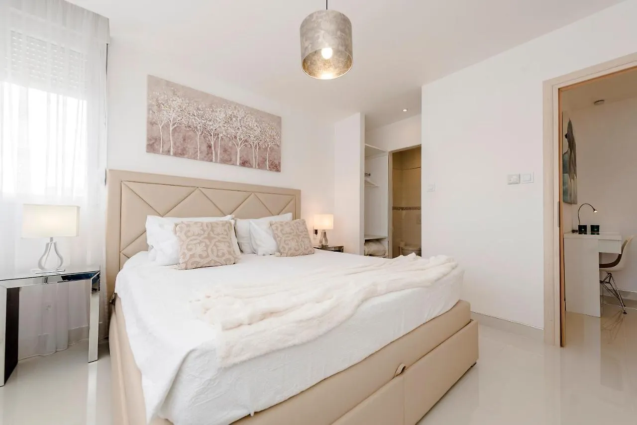 Urban Luxury Apartment Ζαντάρ